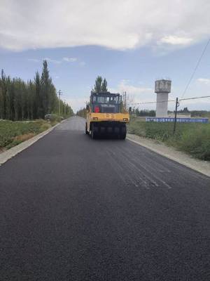 貝林哈日莫墩鄉(xiāng):建設農(nóng)村公路 助推鄉(xiāng)村振興